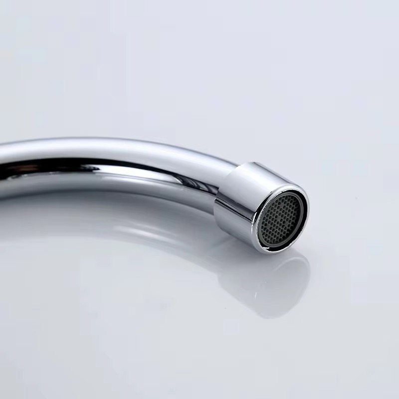 详情图_5 China Factory Single-Hole Single-Handle Kitchen Faucet Chrome Plated Zinc Body Deck Mounted Kitchen Faucet