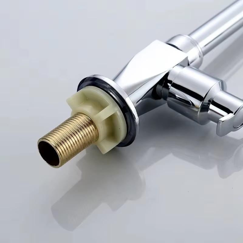 详情图_6 China Factory Single-Hole Single-Handle Kitchen Faucet Chrome Plated Zinc Body Deck Mounted Kitchen Faucet