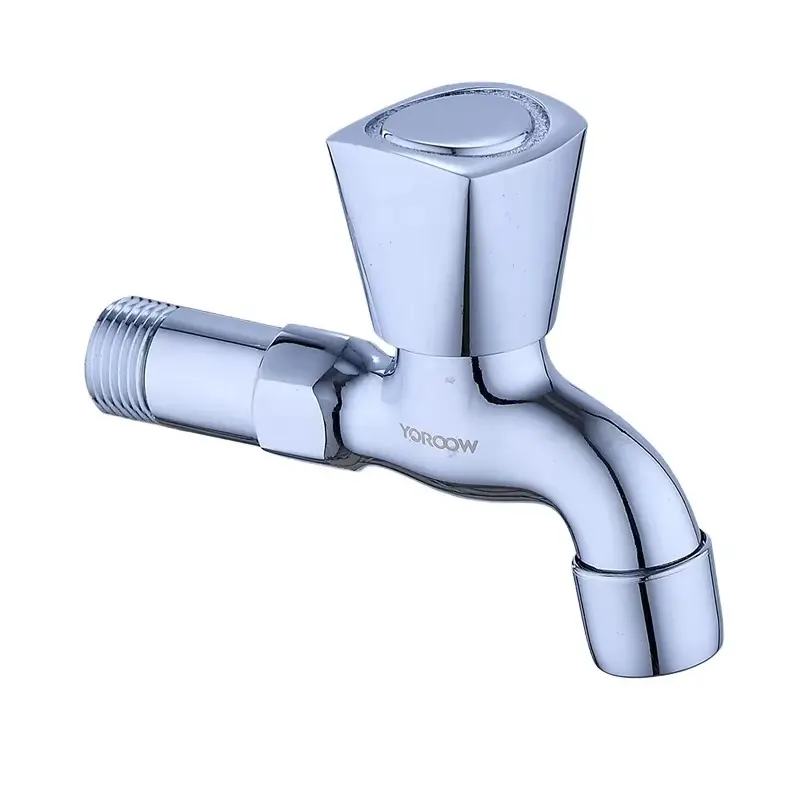 Design moderno Qualità professionale Bibcock pubblico Nucleo valvola in plastica di ferro con asta di rame zinco buona lucidatura per uso balcone