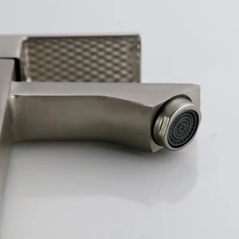 主图_4 Contemporary Single-Hole Bathroom Basin Faucet Modern Design Single-Handle Cold Water Face Tap for Apartment or Hotel Use