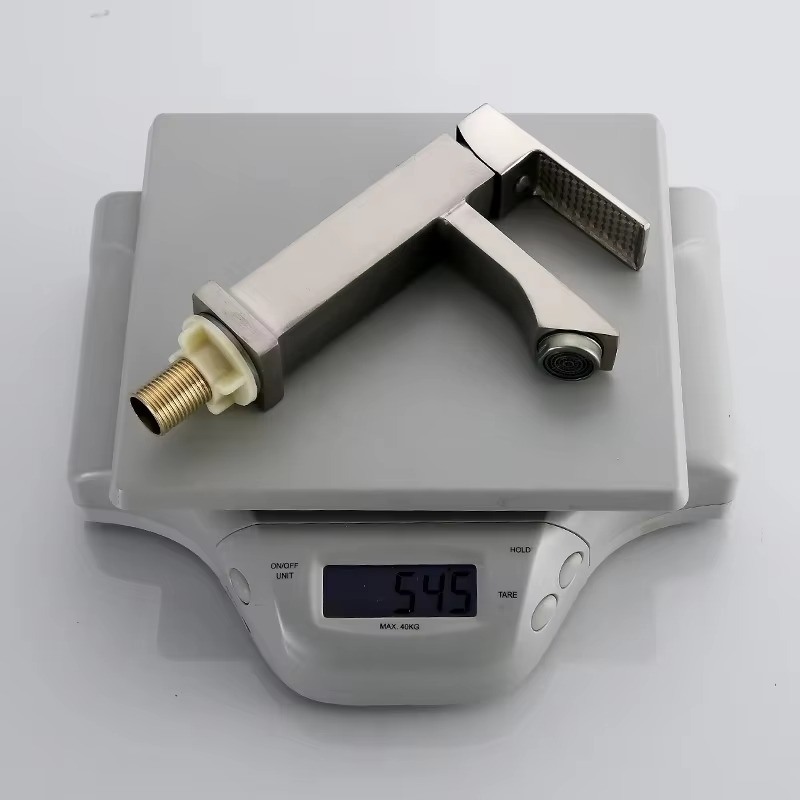 主图_5 Contemporary Single-Hole Bathroom Basin Faucet Modern Design Single-Handle Cold Water Face Tap for Apartment or Hotel Use