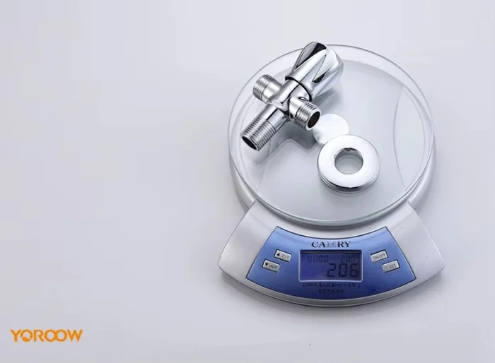 Elegante Grifo Retro de Latón con Válvula Angular 1-In-2-Out Diseño Moderno para Cocina y Baño para Hoteles