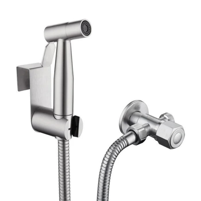 Prezzo caldo Set di bidet in acciaio inox 304 montato a parete Spruzzatore di bidet manuale ad alta pressione per il bagno di pulizia delle donne della toilette
